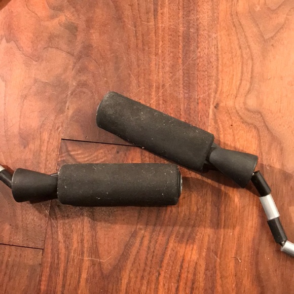 Althletic Jump Rope - Picture 3 of 3